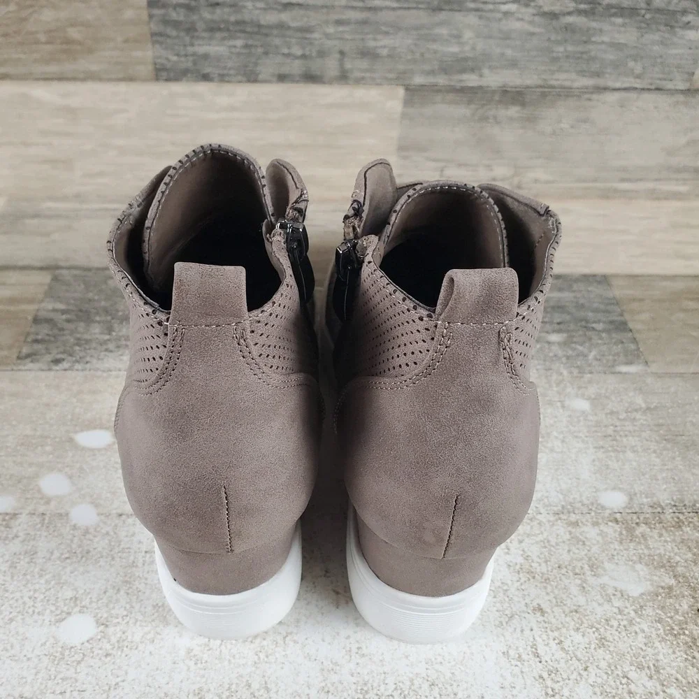 Journee Collection new without